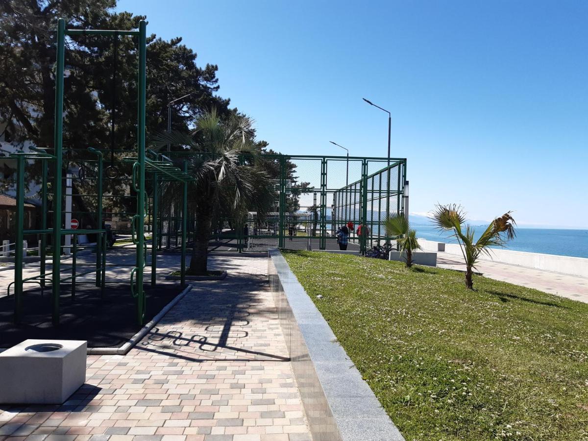 Apartment Mandarin Kobuleti Exterior photo